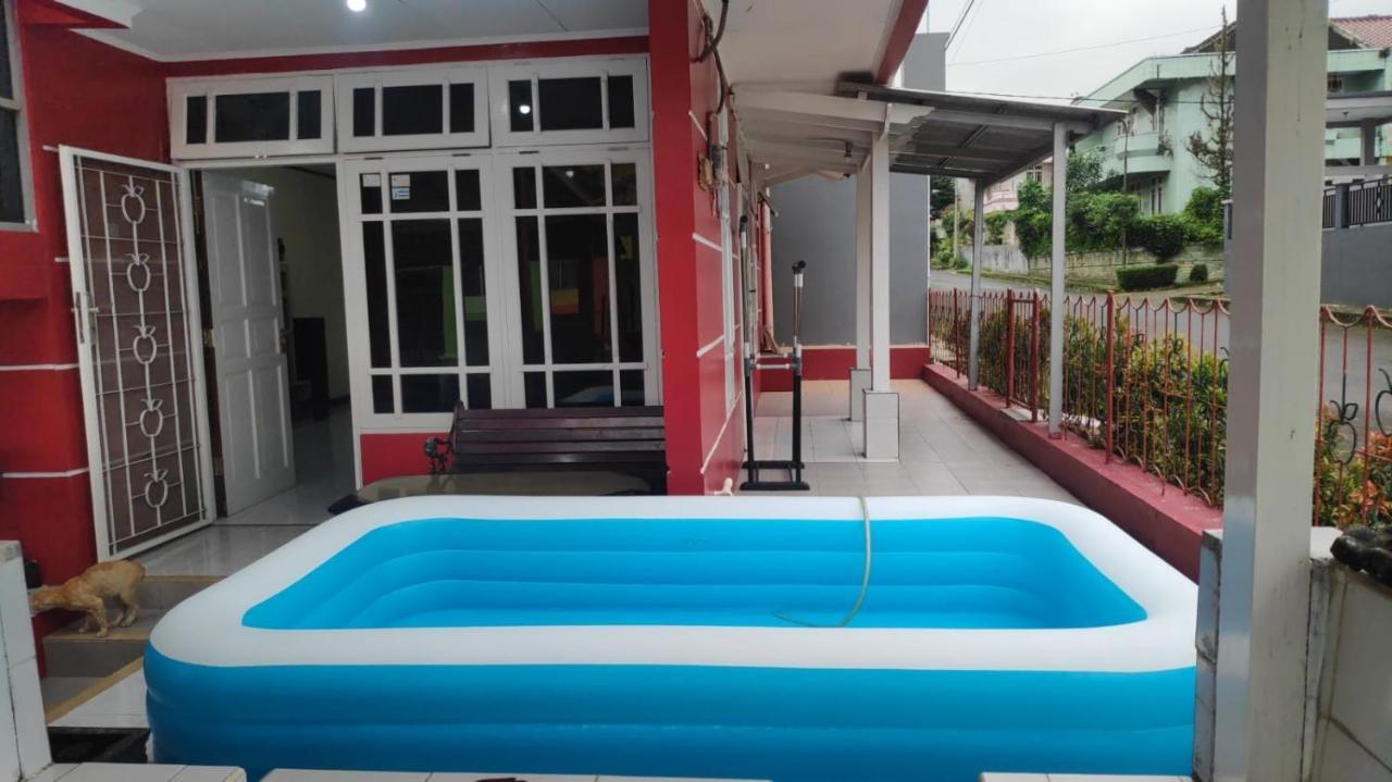 Villa Musti Green Apple Cipanas Sindanglaya Kültér fotó