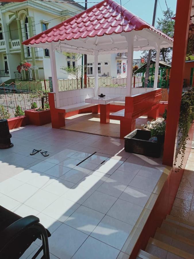 Villa Musti Green Apple Cipanas Sindanglaya Kültér fotó